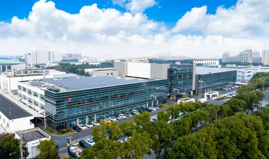 麥點彩印2025宣傳片震撼發(fā)布，引領印刷行業(yè)新風尚!